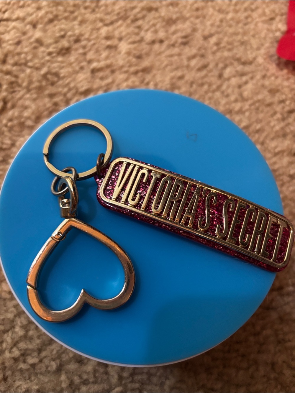 Victoria's Secret Pink Glitter Logo Keyring with Gold Heart Charm